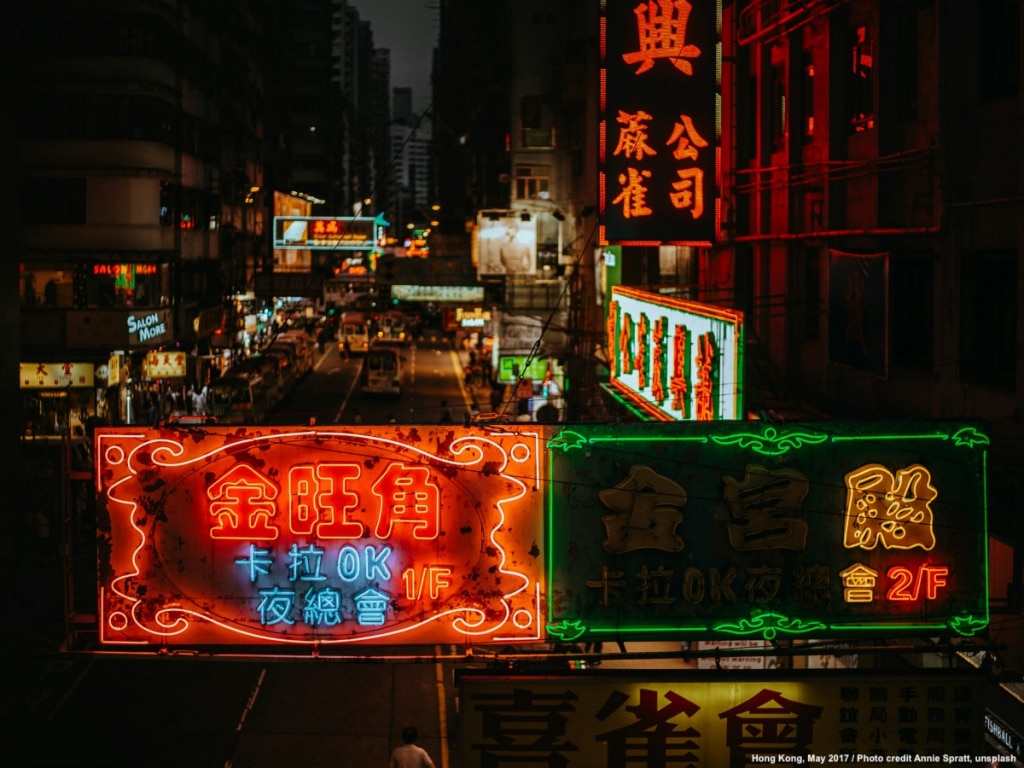 neon-signs-Hong-Kong